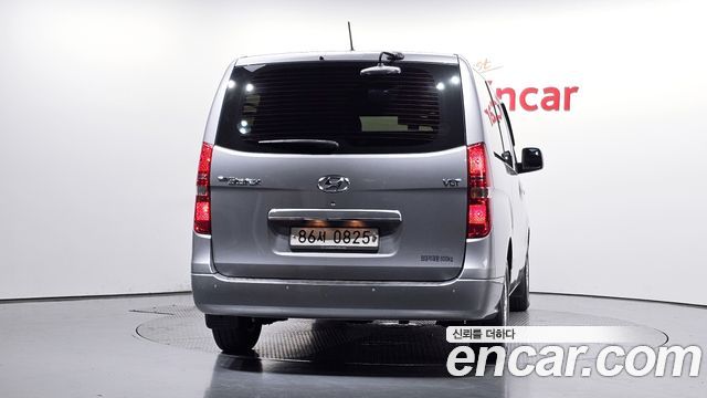 Hyundai Starex Van 5-Seater Modern — пробег 80 301 км — фото 4 из 5