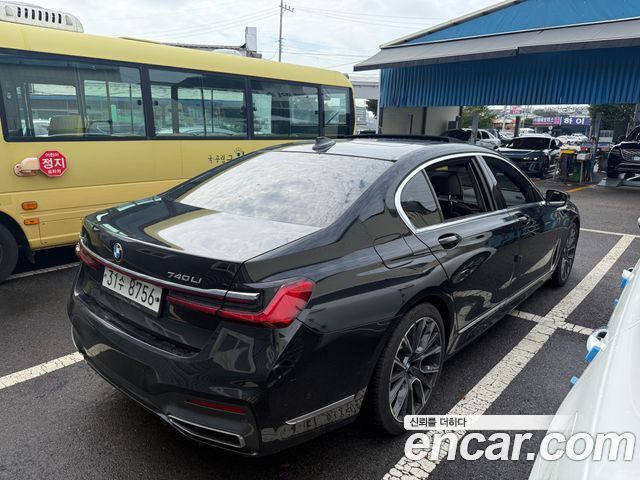 BMW 7-Series 740Li xDrive M Sport Package — пробег 109 801 км — фото 4 из 5
