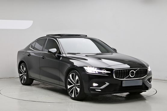 Volvo S60 B5 Ultimate Bright — пробег 23 657 км — фото 3 из 5