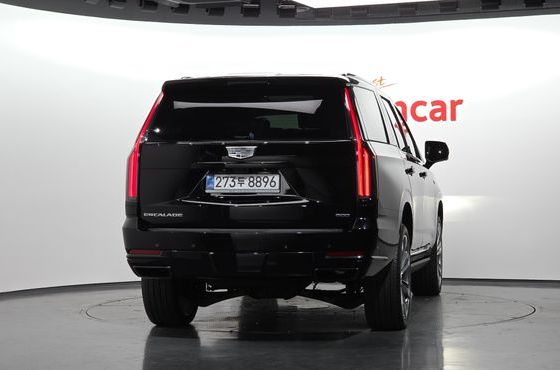 Cadillac Escalade 6.2 Sports Platinum — пробег 1 979 км — фото 4 из 5