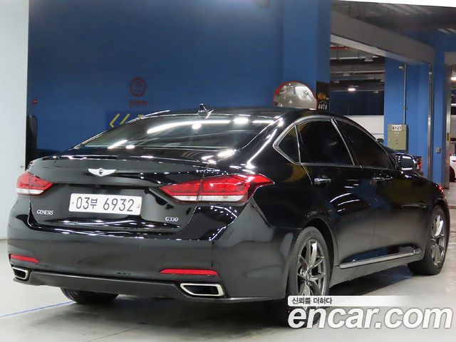Hyundai Genesis из Кореи Encar