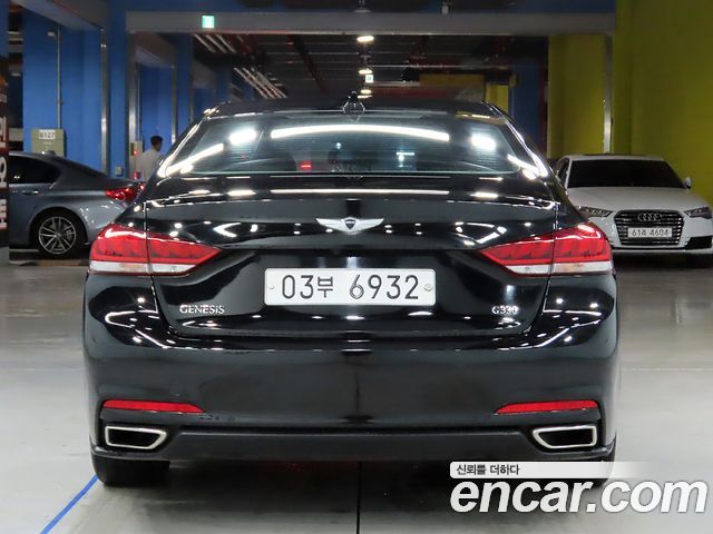 Hyundai Genesis из Кореи Encar