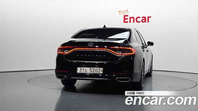 Hyundai Grandeur из Кореи Encar
