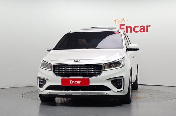 Kia Carnival 9-Seater Noblesse Special — пробег 155 135 км — фото 3 из 5