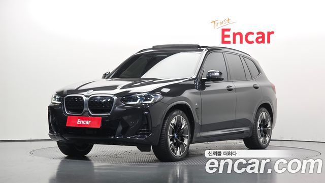 BMW iX3 M Sports — пробег 55 481 км — фото 1 из 5