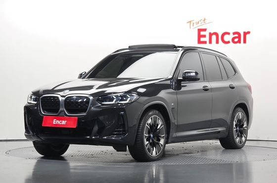 BMW iX3 M Sports — пробег 55 481 км — фото 1 из 5