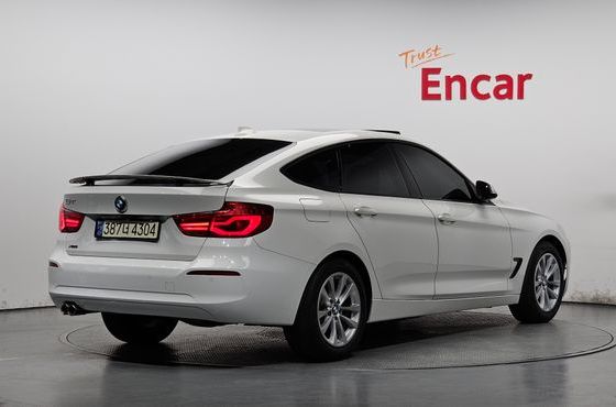 BMW Gran Turismo GT 320d xDrive — пробег 47 444 км — фото 2 из 5