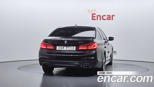 BMW 5-Series 530i xDrive M Sport Package Plus — пробег 126 526 км — фото 4 из 5