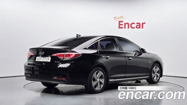 Hyundai Sonata 2.0 HEV Premium — пробег 136 652 км — фото 2 из 5