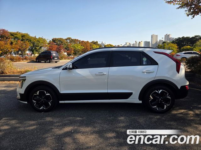 Kia Niro Air — пробег 75 200 км — фото 2 из 5