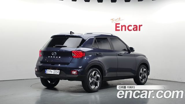 Hyundai Venue 1.6 Flux — пробег 1 654 км — фото 2 из 5