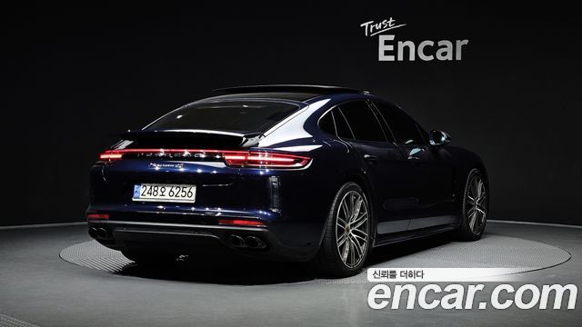 Porsche Panamera 3.0 AWD — пробег 75 218 км — фото 2 из 5