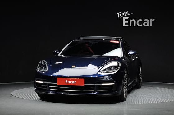 Porsche Panamera 3.0 AWD — пробег 75 218 км — фото 3 из 5