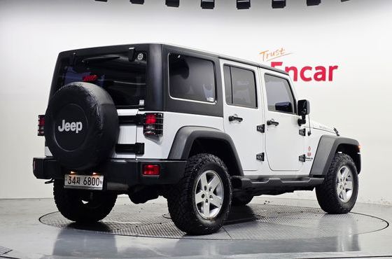Jeep Wrangler 2.8 Diesel Rubicon 4Door — пробег 150 002 км — фото 2 из 5