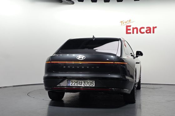 Hyundai Grandeur Calligraphy — пробег 86 425 км — фото 4 из 5