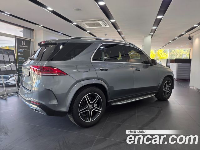 Mercedes-Benz GLE-Class GLE450 4MATIC — пробег 59 730 км — фото 2 из 5