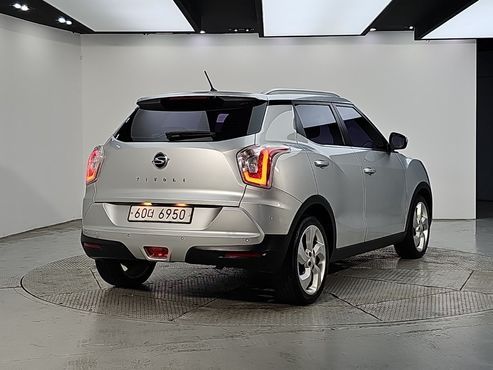 Ssangyong TIBOLI LX 2WD DLX — пробег 146 000 км — фото 4 из 5