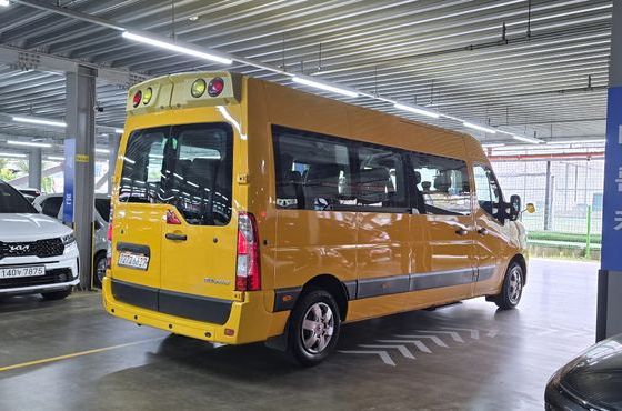 Renault (Samsung) Master School Bus 15-Seater — пробег 42 259 км — фото 2 из 5