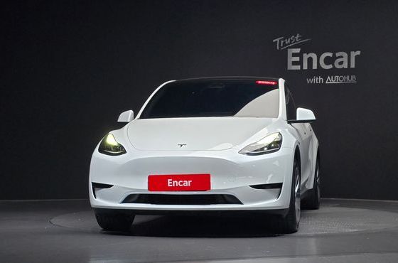 Tesla Model Y RWD — пробег 37 105 км — фото 3 из 5