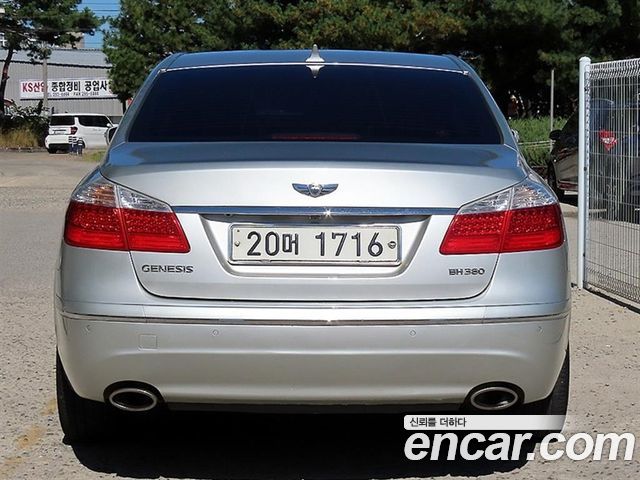 Hyundai Genesis из Кореи Encar