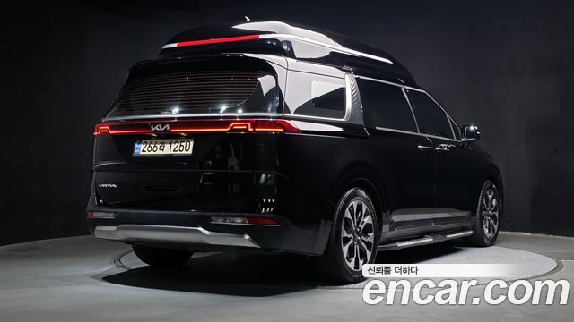 Kia Carnival Gasoline 9-seater Limousine(Special vehicle) — пробег 79 857 км — фото 2 из 5
