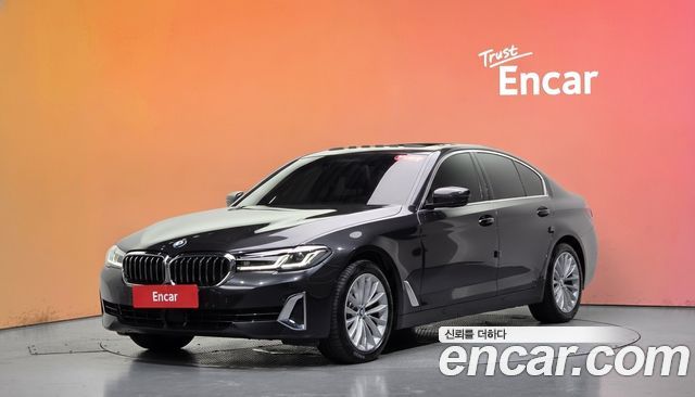 BMW 5-Series 523d xDrive Luxury — пробег 60 228 км — фото 1 из 5