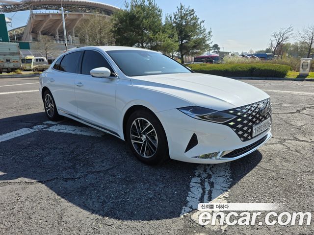Hyundai Grandeur 2.5 Premium — пробег 108 000 км — фото 3 из 5