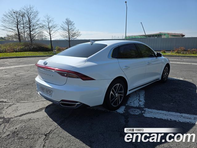 Hyundai Grandeur 2.5 Premium — пробег 108 000 км — фото 4 из 5