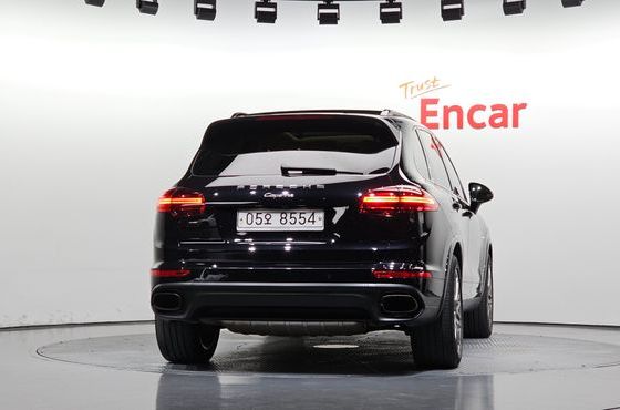 Porsche Cayenne 3.0 Diesel Platium Edition 958 — пробег 87 935 км — фото 4 из 5