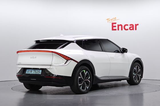 Kia EV6 Long Range 4WD Earth — пробег 77 970 км — фото 2 из 5