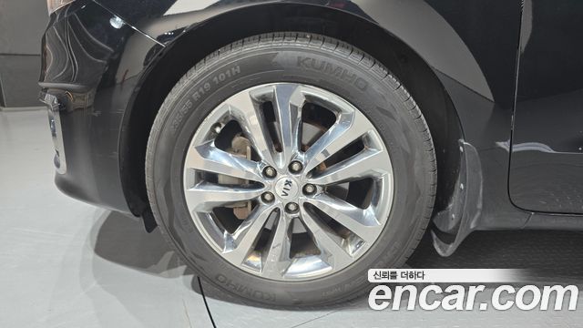 Kia Carnival 9-seater Prestige — пробег 158 021 км — фото 5 из 5