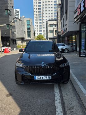 BMW X5 xDrive 30d M Sport — пробег 5 950 км — фото 3 из 5
