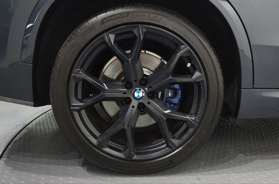 BMW X5 xDrive 40i M Sport — пробег 89 475 км — фото 5 из 5