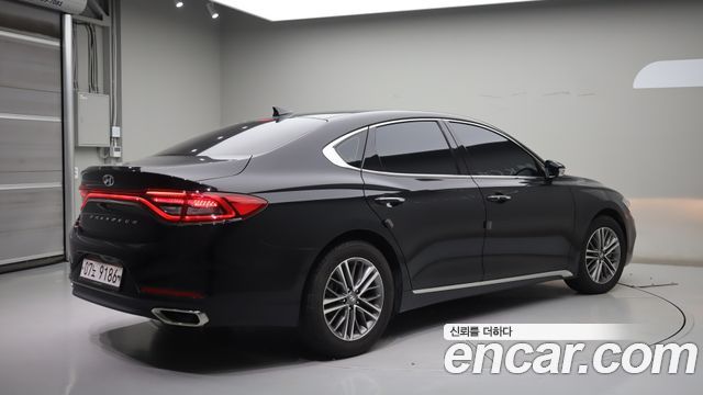 Hyundai Grandeur 2.4 Premium — пробег 82 910 км — фото 2 из 5