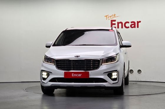Kia Carnival 9-Seater Noblesse Special — пробег 118 725 км — фото 3 из 5