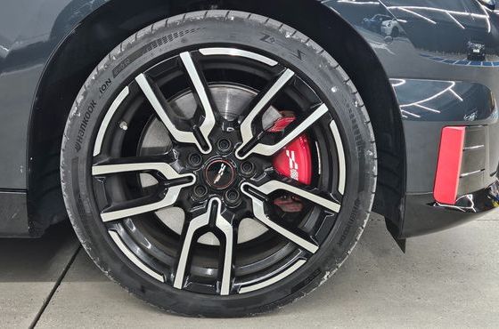 Mini Cooper JCW — пробег 4 185 км — фото 5 из 5