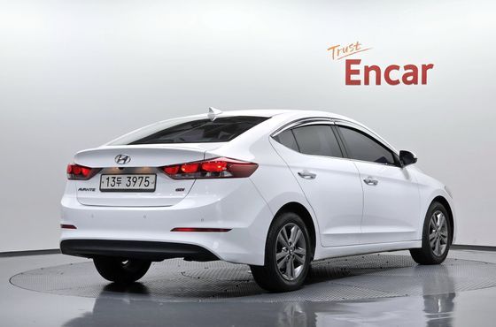Hyundai AVANTE 1.6 GDI Modern — пробег 142 965 км — фото 2 из 5