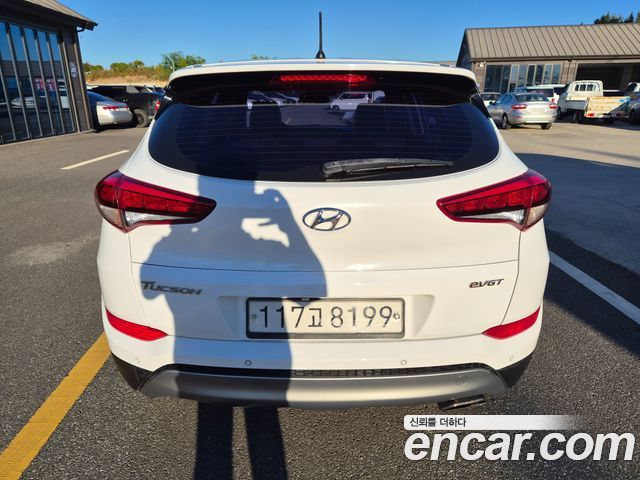 Hyundai Tucson Diesel 1.7 2WD Style Fever — пробег 139 000 км — фото 5 из 5