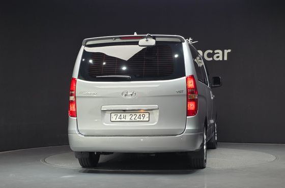 Hyundai Starex Wagon 12-Seater Modern — пробег 125 712 км — фото 4 из 5