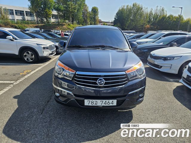 Ssangyong KORANDO 2WD TX 11-seater — пробег 103 000 км — фото 2 из 5