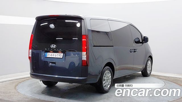 Hyundai Staria из Кореи Encar