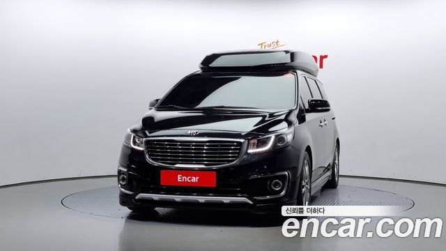 Kia Carnival 9-seater Hi-Limousine Prestige — пробег 139 310 км — фото 3 из 5