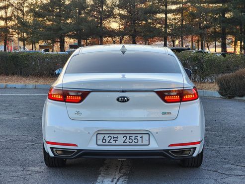 Kia K7 Noblesse — пробег 196 000 км — фото 3 из 5