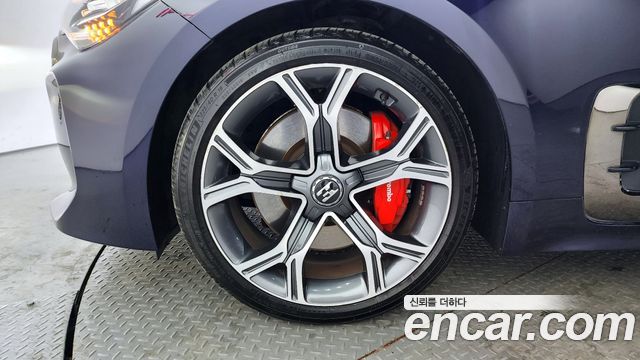 Kia Stinger из Кореи Encar