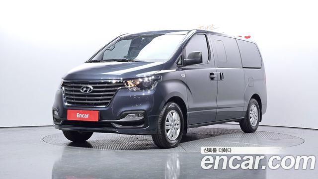 Hyundai Starex Van 5-Seater Smart — пробег 62 369 км — фото 1 из 5