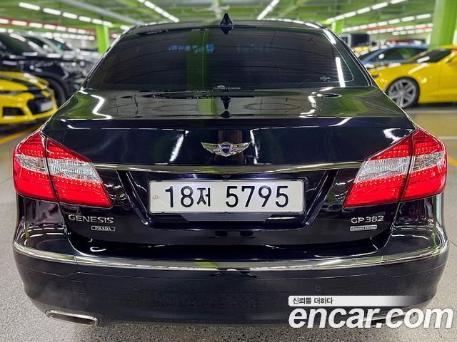 Hyundai Genesis из Кореи Encar