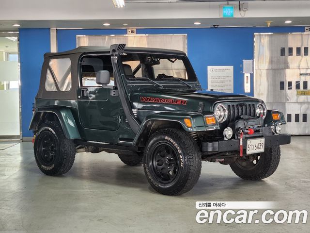 Jeep Wrangler 4.0 — пробег 85 000 км — фото 5 из 5