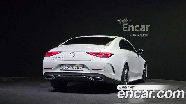 Mercedes-Benz CLS-Class CLS300d AMG Line — пробег 75 435 км — фото 4 из 5