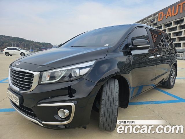 Kia Carnival 9-seater Luxury — пробег 91 910 км — фото 4 из 5