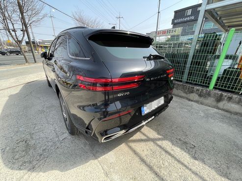 Genesis GV70 2.5T Gasoline AWD — пробег 20 000 км — фото 2 из 5